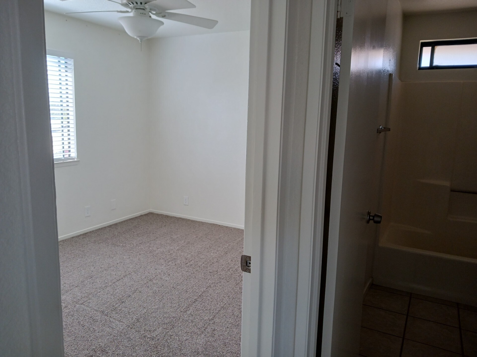 Bedroom 2 (brand new carpet), next to bathroom - 437 S Sunset St