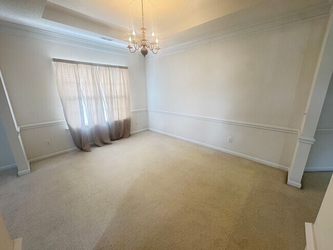 Building Photo - 4bd/2ba House newer neighborhood in between Kannapolis/Concord & close to I85