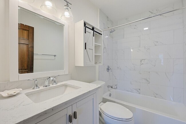 Building Photo - 52 Rosewood Dr