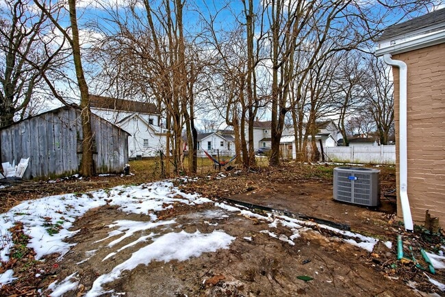 Building Photo - Newly renovated property