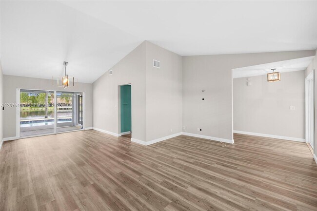 Building Photo - 1151 NW 78th Terrace