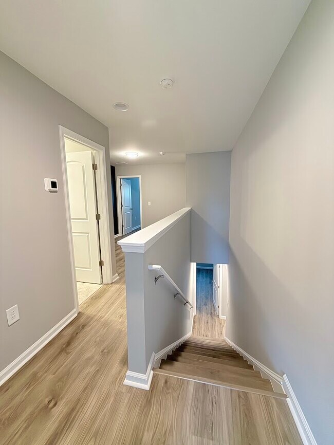 Building Photo - 140 Machrie Loop