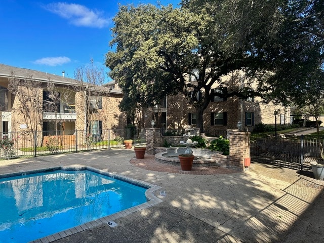 Building Photo - 1819 Babcock Rd