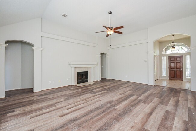 Building Photo - 23119 N Warmstone Way