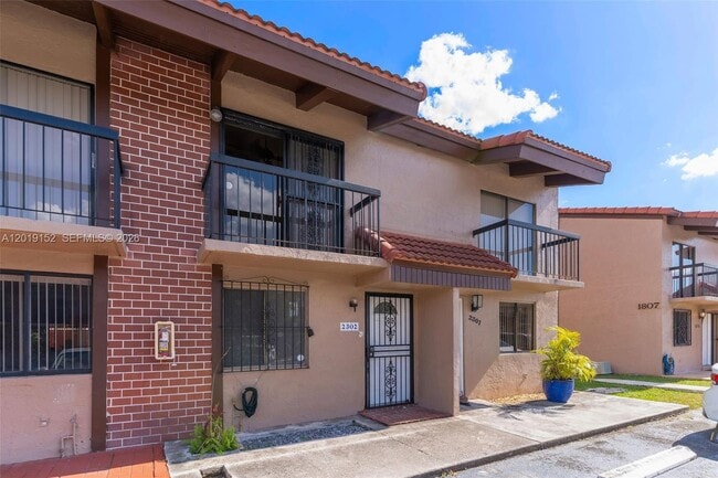 Building Photo - 1811 SW 107th Ave