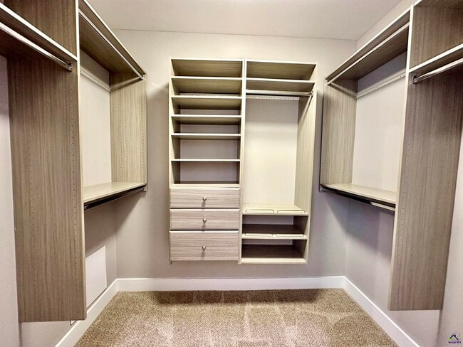 Building Photo - 101 Maidenhair Ct
