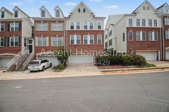 Building Photo - 20864 Pitt Terrace
