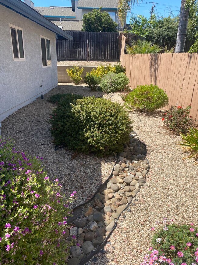 Building Photo - Pet-Friendly Studio in Orcutt with Yard & Utilities Included – Available Now!