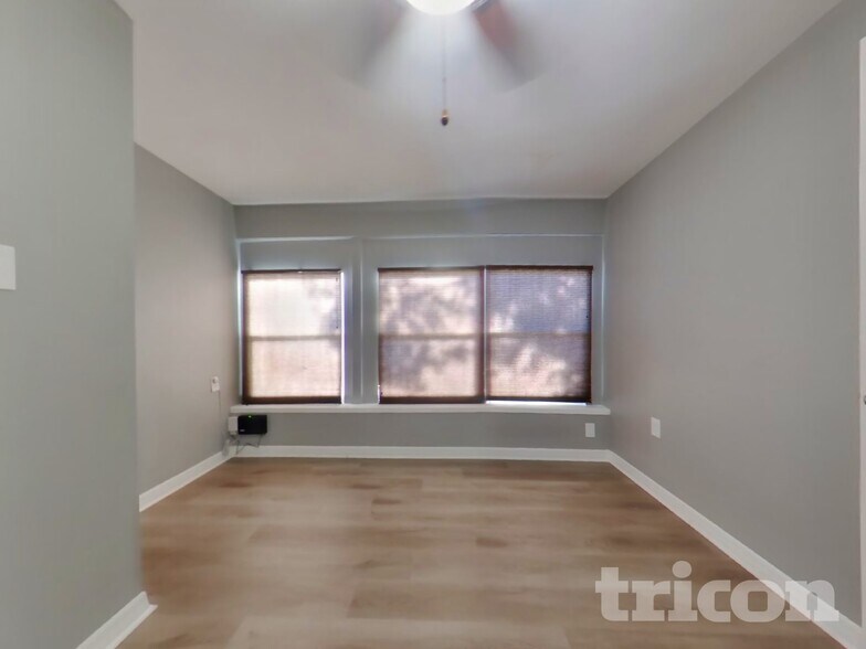 Building Photo - 4167 Pompano Rd