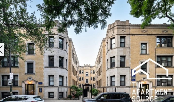 Building Photo - 429 W Belden Ave