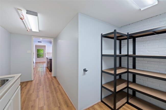 Building Photo - 3 Dorado Dr