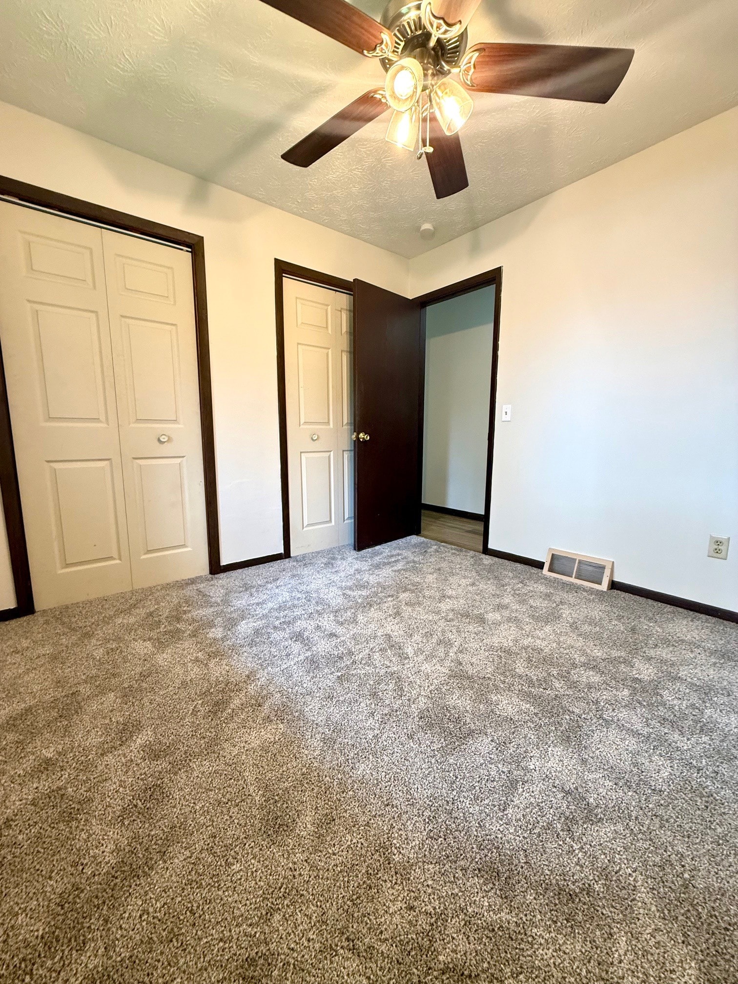 Building Photo - 6249 Amanda Dr