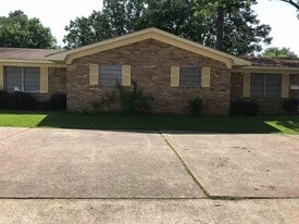 Building Photo - 1305 Jefferson Ave