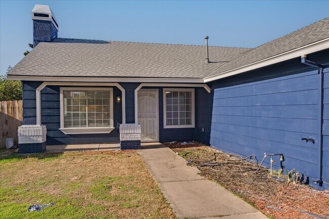 Building Photo - 5337 Saint Barts Ct