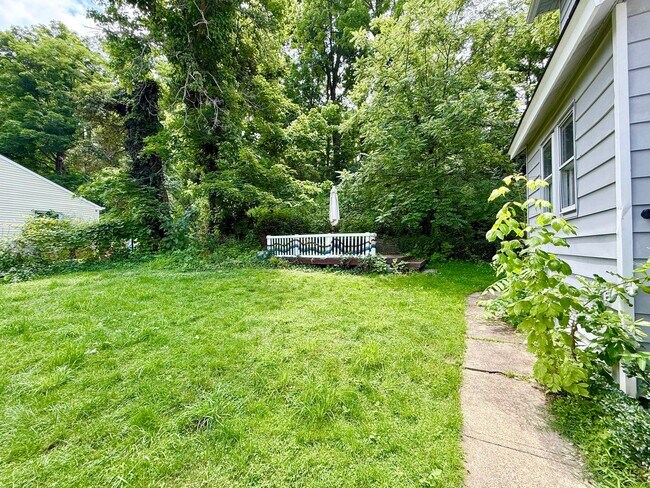 Building Photo - Charming & Updated 2-Story Home in Loveland!