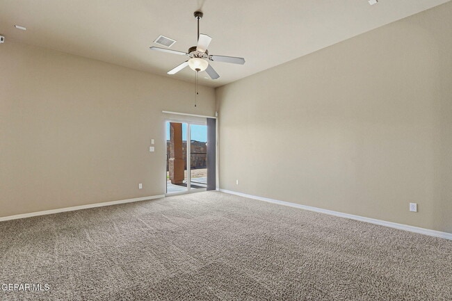 Building Photo - 3133 Clearbrook