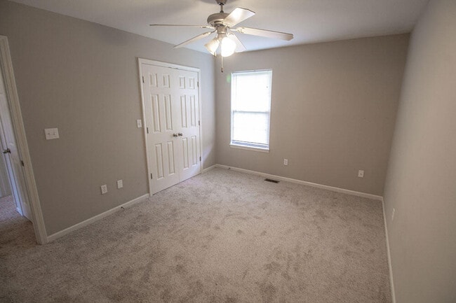 Building Photo - 4006 Snowy Owl Dr