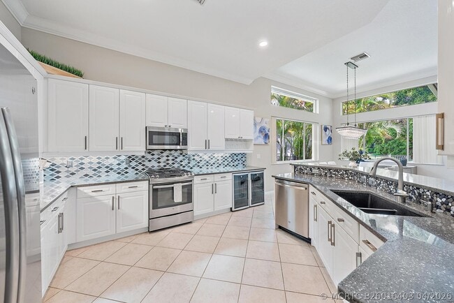 Building Photo - 9052 Sand Pine Ln
