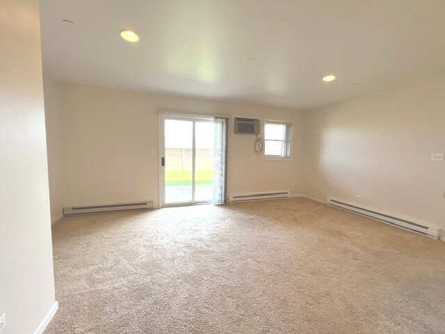 Building Photo - 1363 Cunat Ct