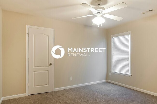 Building Photo - 4 Bedroom Pet-Friendly Home in DALLAS, GA with Main Street Renewal