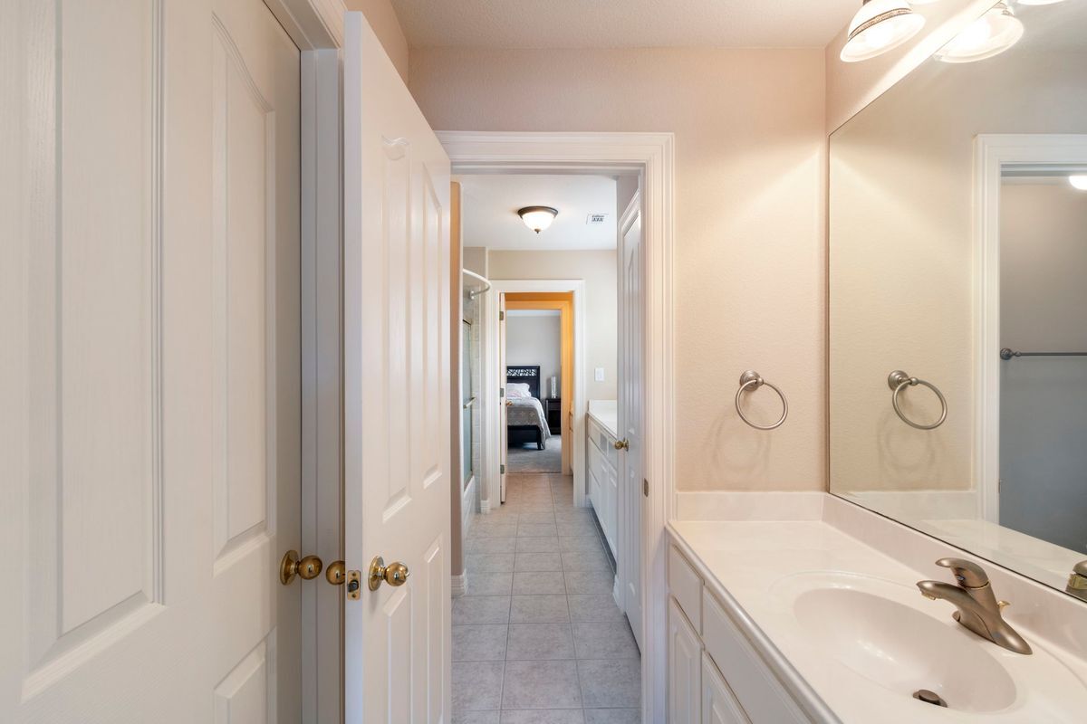 Building Photo - 15 Sarazen Loop N