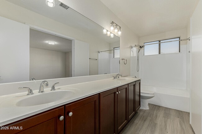 Building Photo - 4368 W Wahalla Ln