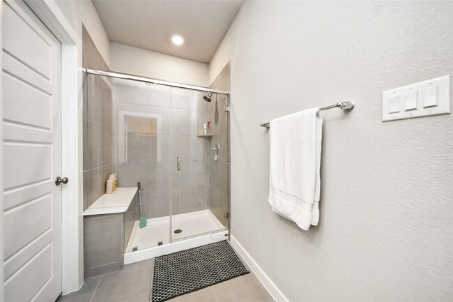 Building Photo - 14810 Slow River Ave