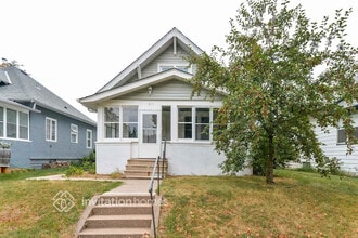 Building Photo - 1375 Lafond Ave