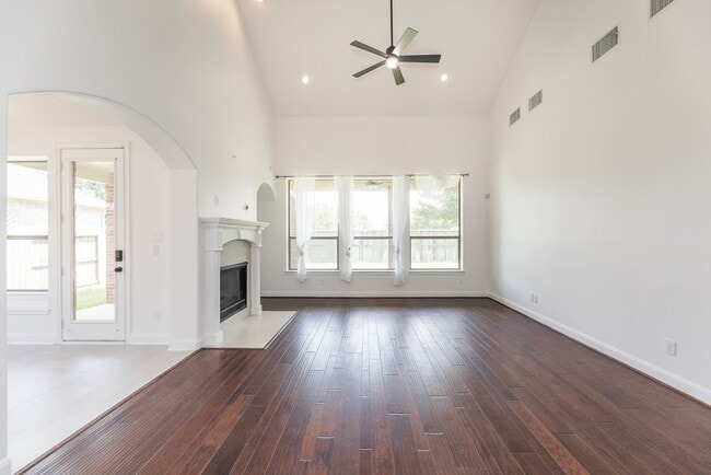 Building Photo - 19507 Gladewater Ct