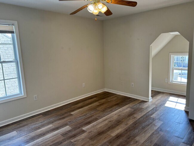 Building Photo - 239-2 Lexington Ave – Available August 2026