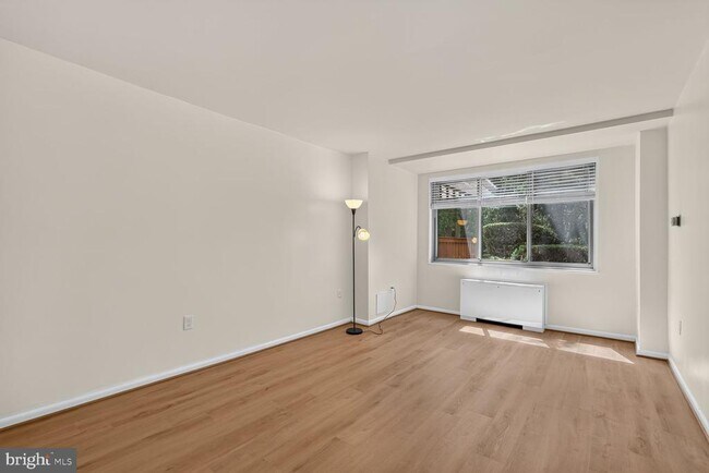 Building Photo - 10500 ROCKVILLE PIK