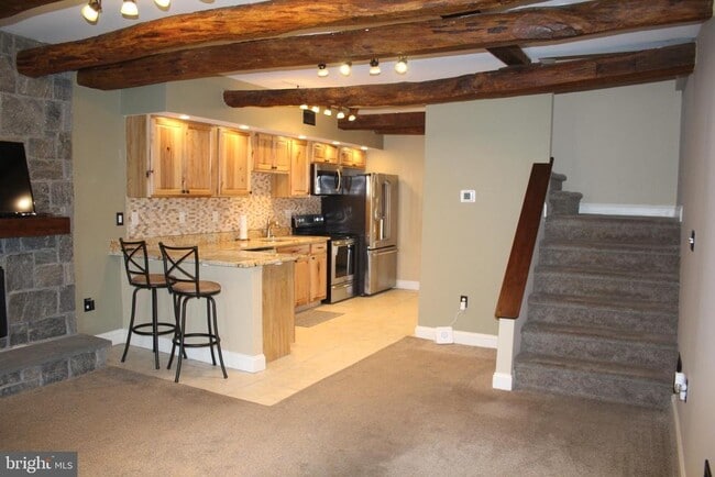 Building Photo - 1152 S Valley Forge Rd