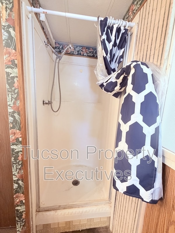 Building Photo - 4580 E Rex St