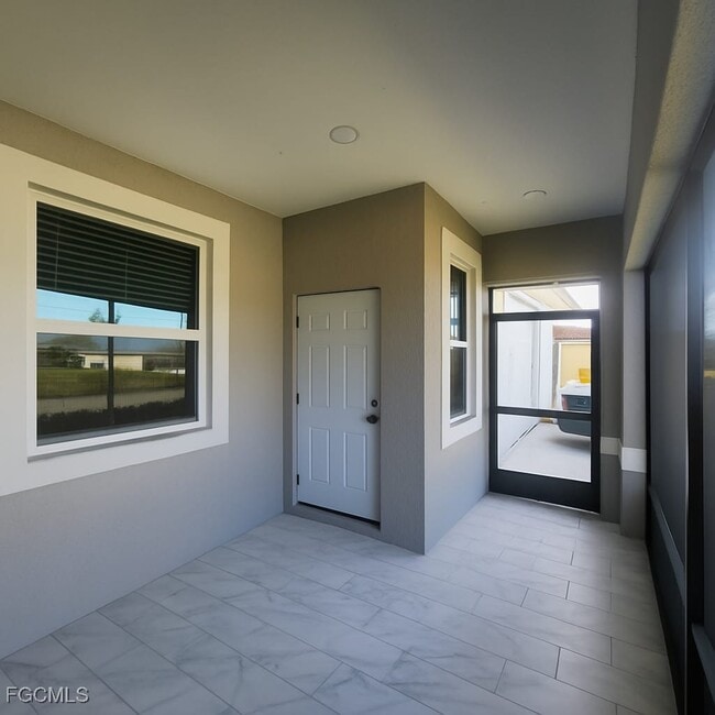 Building Photo - 2431 Paul Ave S