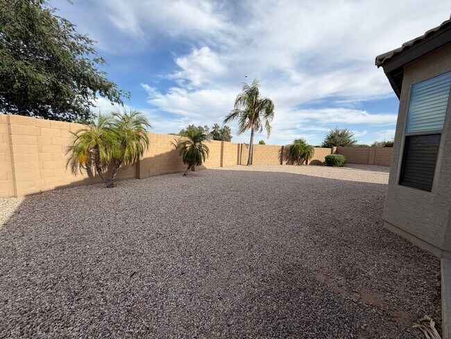 Building Photo - 4 Bedroom on Large Lot in Queen Creek