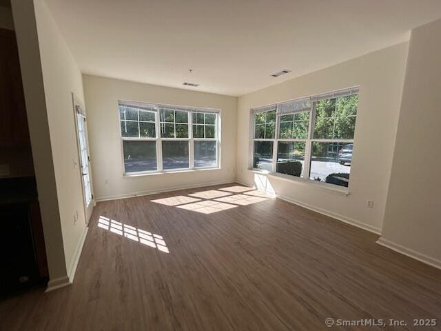 Building Photo - 10 Norden Pl