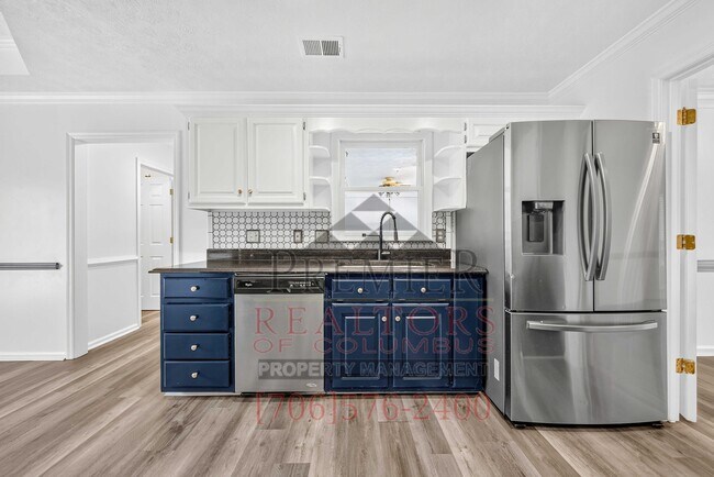 Building Photo - 5924 Big Oak Dr