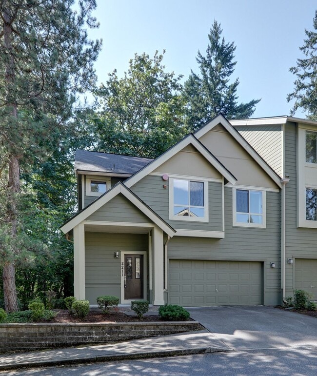 Primary Photo - Gorgeous 3BR 2.5BA Issaquah Town Home Avai...