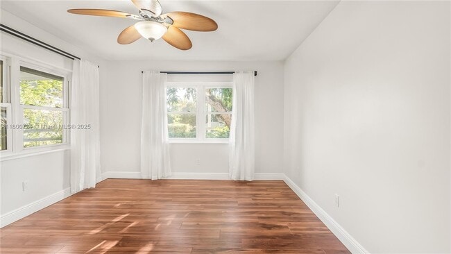 Building Photo - 1701 SW 12th Ave