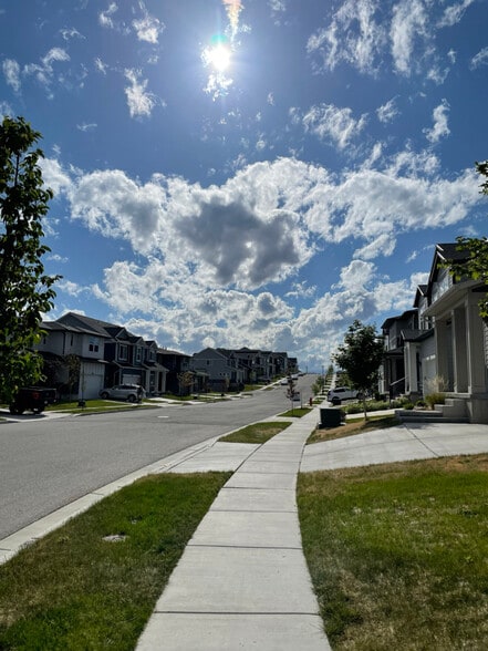 Building Photo - 2254 W Granite Arch Way
