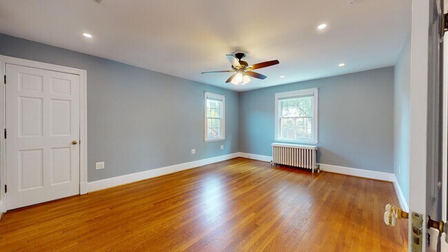 Building Photo - 4107 Aspen St