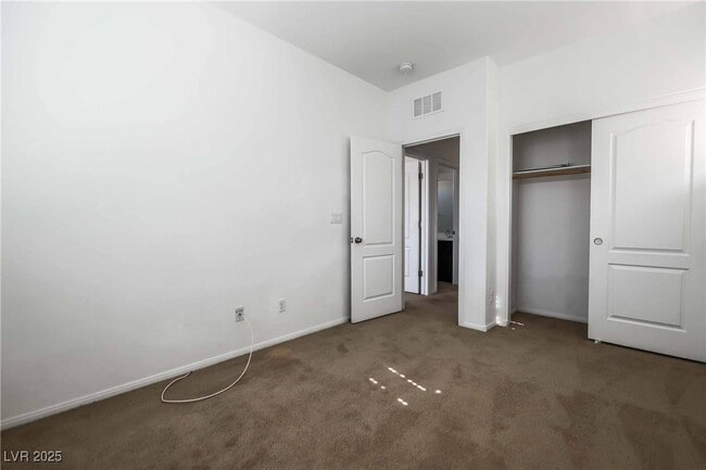 Building Photo - 716 Calamus Palm Pl