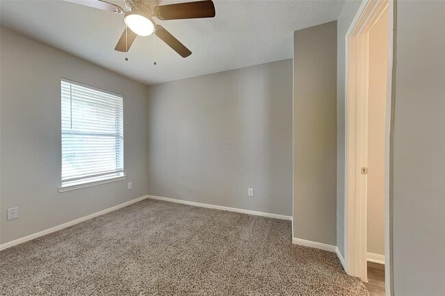 Building Photo - 12258 Cardston Ct