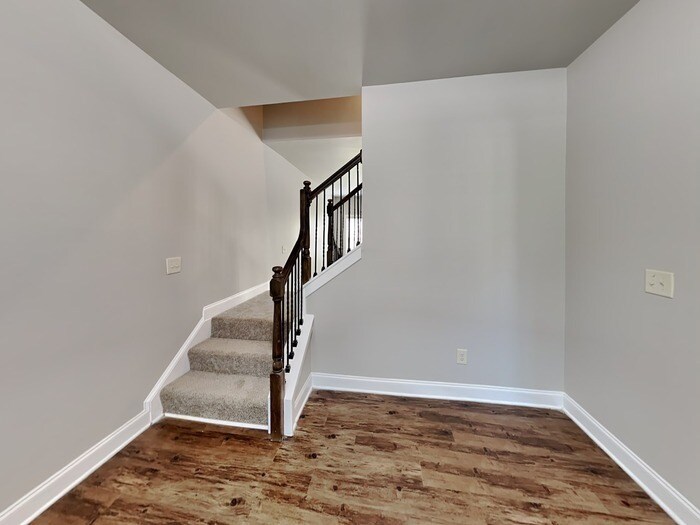 Building Photo - 1561 Cobblefield Cir