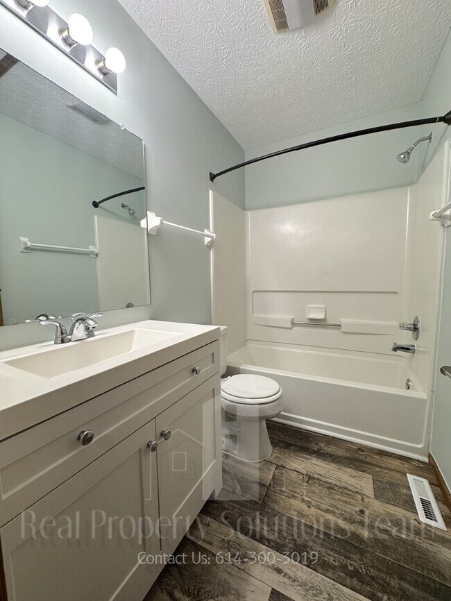 Building Photo - 1720 Messner Dr