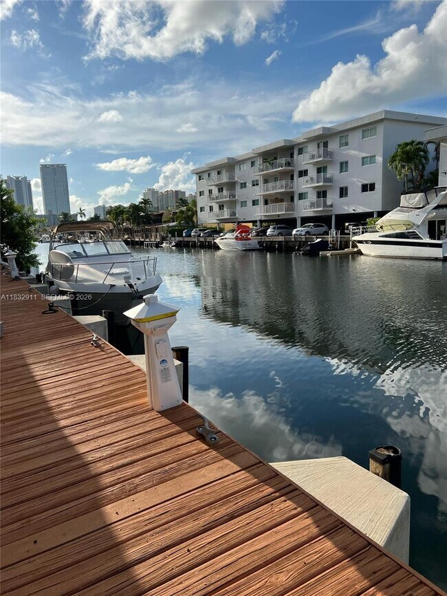 Building Photo - 3716 NE 168th St