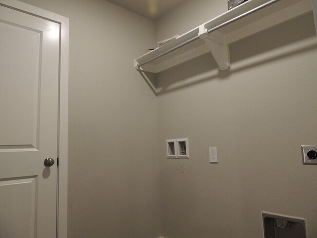Building Photo - 1200 Cajun St