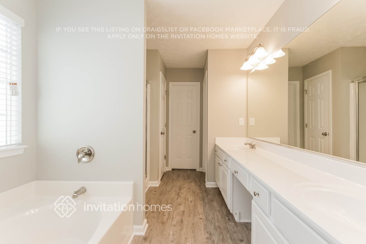 Building Photo - 460 Hulan Way