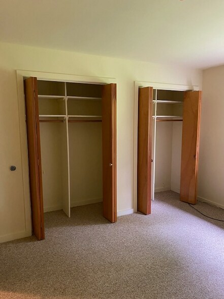 Building Photo - 552 Asbury Ridge