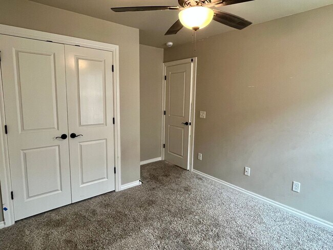 Building Photo - 4 Bed, 2 Bath NW Edmond Home in Deer Creek Schools